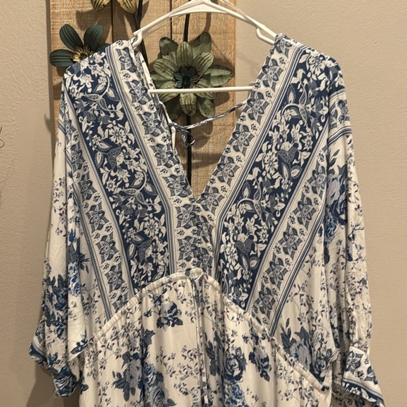 Pookie and Sebastian Blue and White Floral Mini Dress size medium NWT - Picture 3 of 10